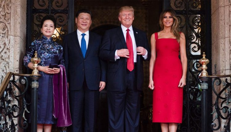 ميلانيا ترامب ترحب بالرئيس الصيني بفستان من فالنتينو