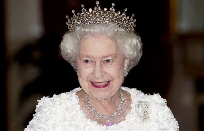 ما هي أغرب الهدايا التي تلقتها الملكة اليزابيث في عيد ميلادها؟