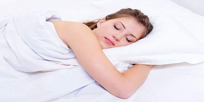 نصائح بعدم مشاركة غيرك في الغطاء أثناء النوم