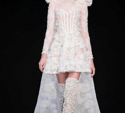 طرحة مع فستان زفاف من تصميم جورج شقرا