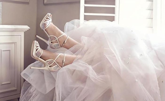 احدث موديلات احذية باللون الفضي لعروس صيف 2017