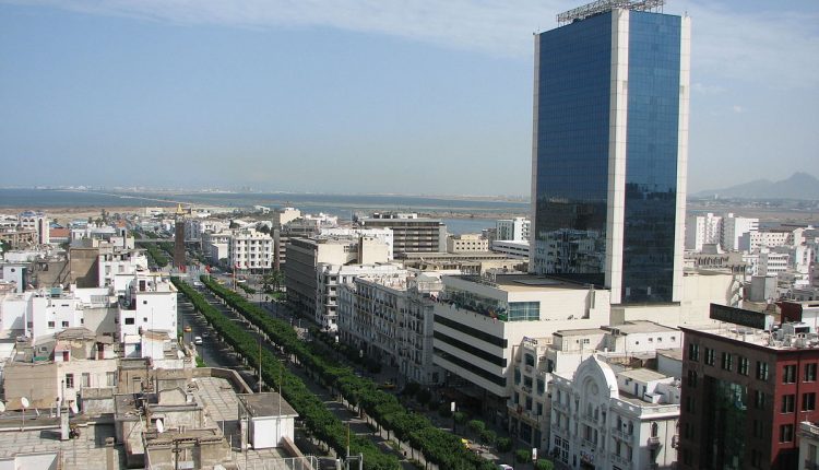 شارع الحبيب بورقيبه في تونس