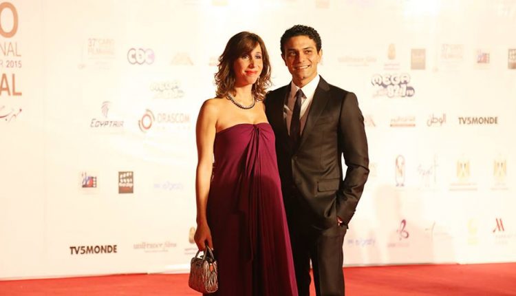 صورة أسر ياسين مع زوجته