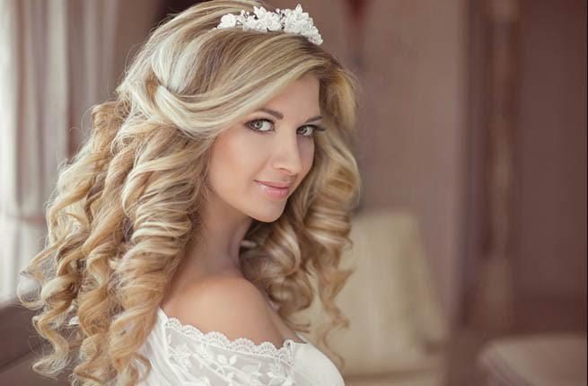 طرق تكثيف الشعر للعروس قبل الزفاف