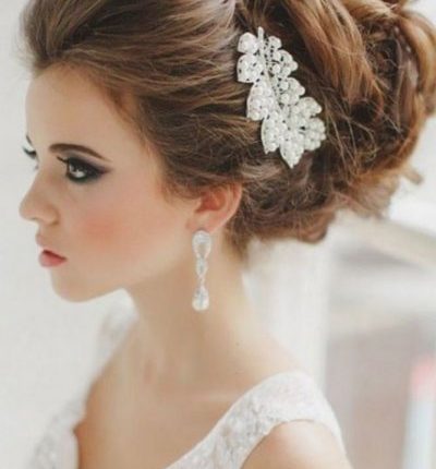 طرق تكثيف الشعر للعروس قبل الزفاف