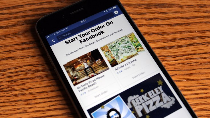 فيس بوك تتيح طلب الطعام من خلال التطبيق في امريكا فقط
