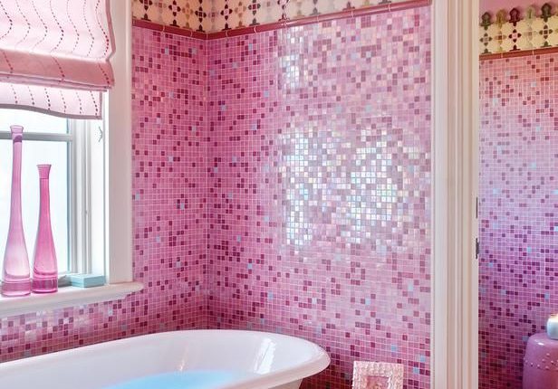حمامات باللوزن الوردي