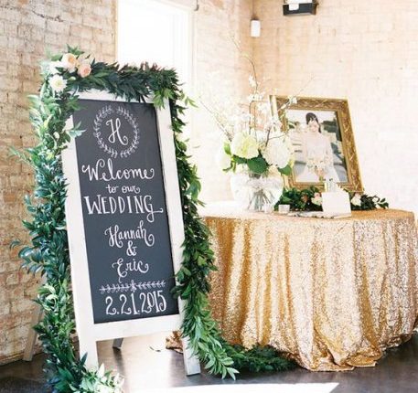 ديكور مدخل حفل زفاف بسيط