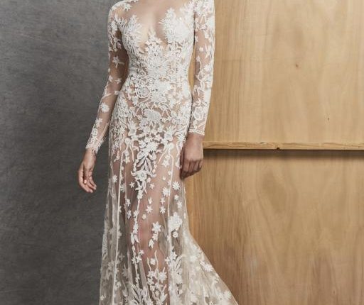 فستان زفاف ذيل طويل