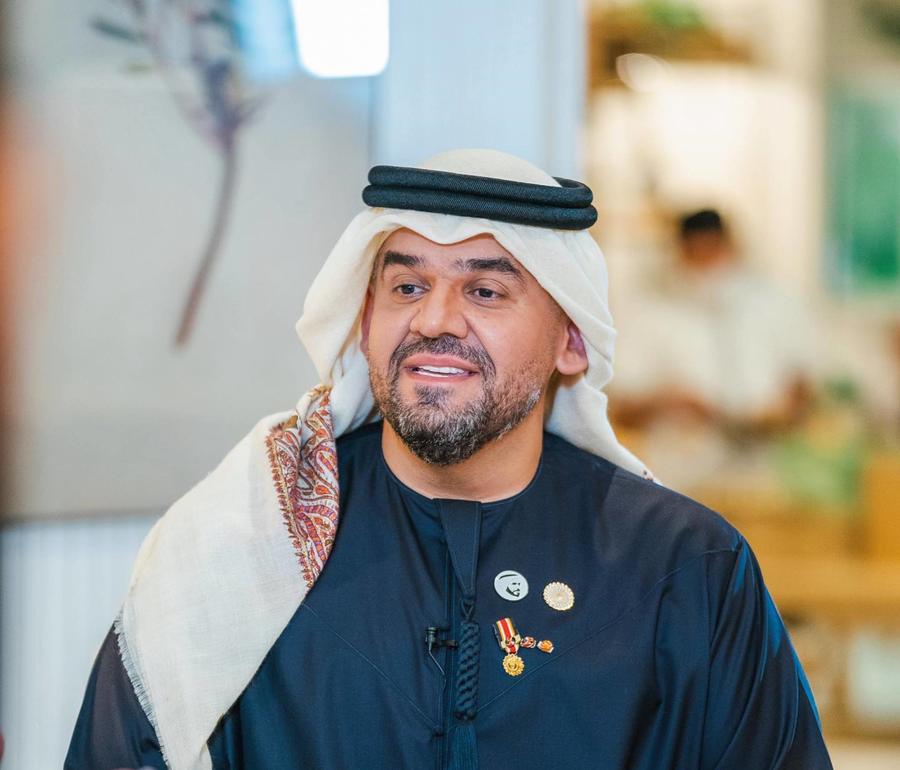 حسين الجسمي ينشر صورة لحفل زفافه لمشاركة الجمهور ذلك اليوم
