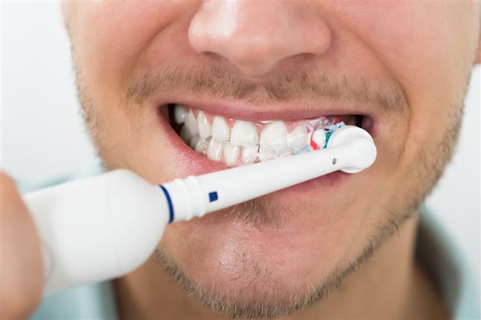 ما هي فوائد تنظيف الاسنان في رمضان وكيفية الحفاظ عليها