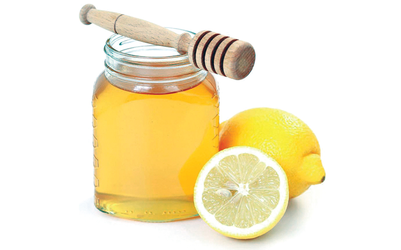 علاج الكحة بالعسل والليمون