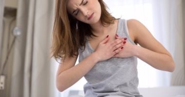 العلامات التحذيرية المبكرة للنوبة القلبية قد تواجهها النساء قبل أسابيع