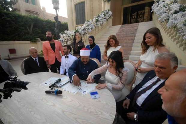 بالصور: قصر الأميرات في الاسكندرية يشهد عقد قران الأميرة هند يكن