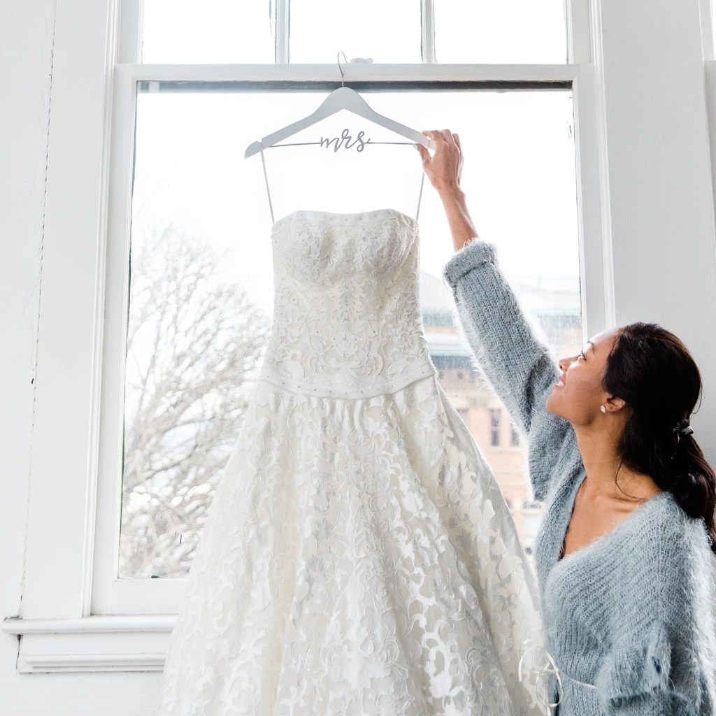نصائح الخبراء في إعادة تدوير فستان زفافك ليناسب المزيد من المناسبات