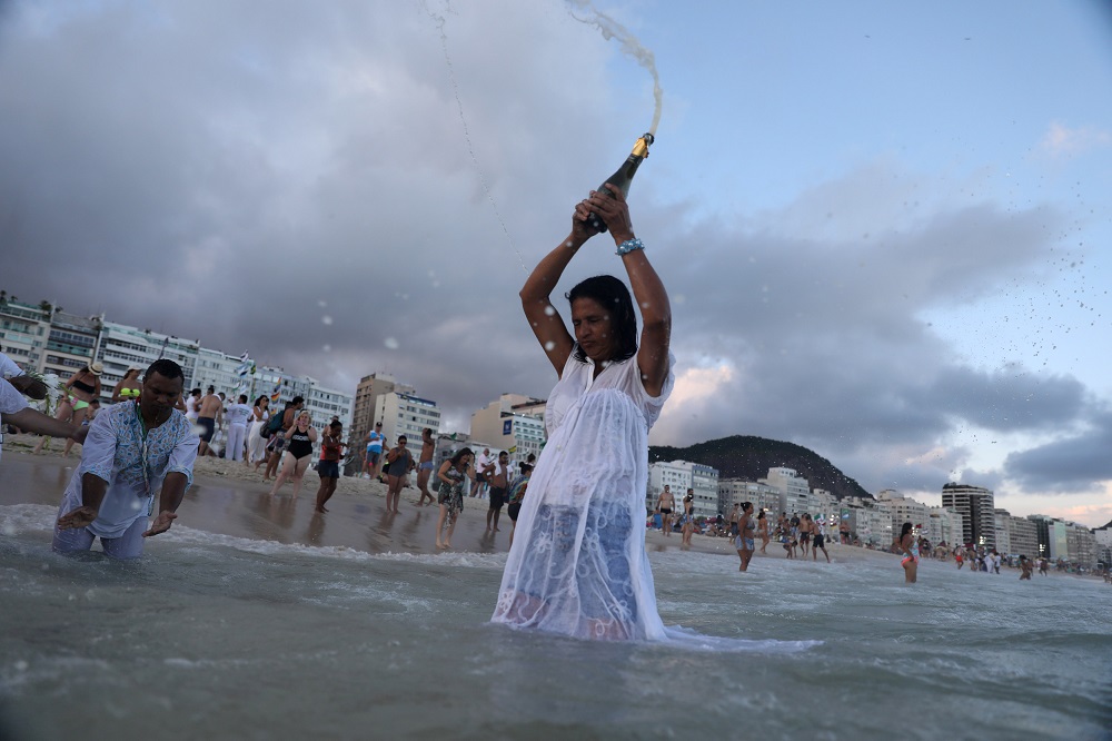 احتفال البرازيليين بليلة رأس السنة