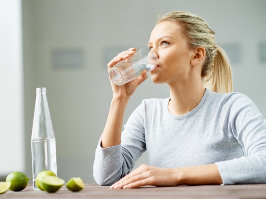 شرب الماء أسهل طريقة لخسارة الوزن بسرعة
