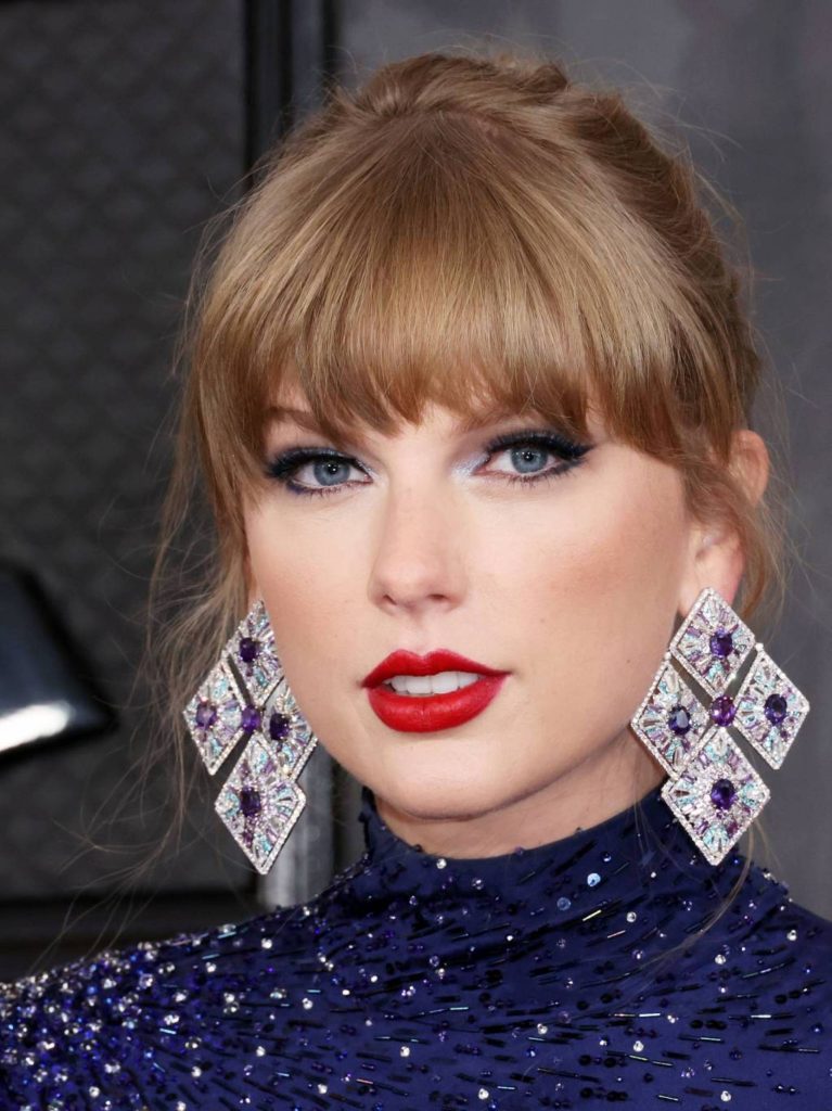 تايلور سويفت