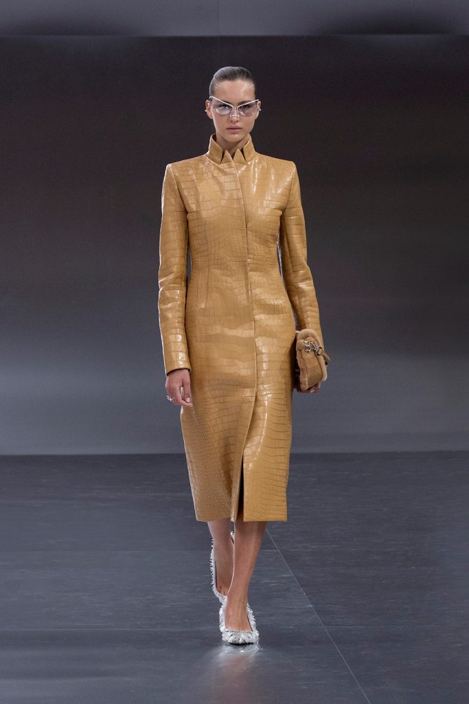 معطف جلد صناعي من تصميم Karl Lagerfeld