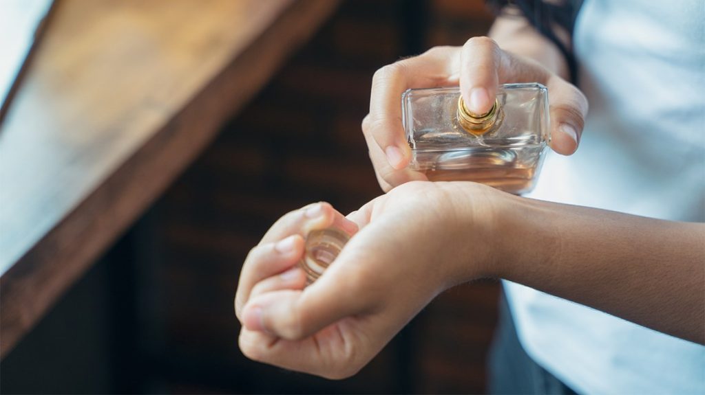 تجربة العطر
