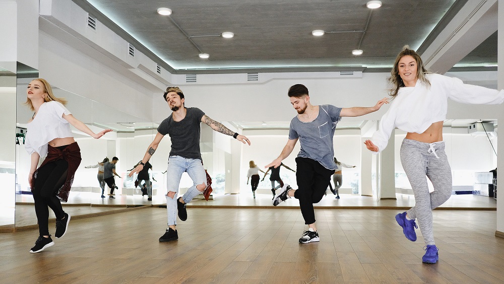 Dance مدرسة درس رقص اليوم العالمي للرقص
