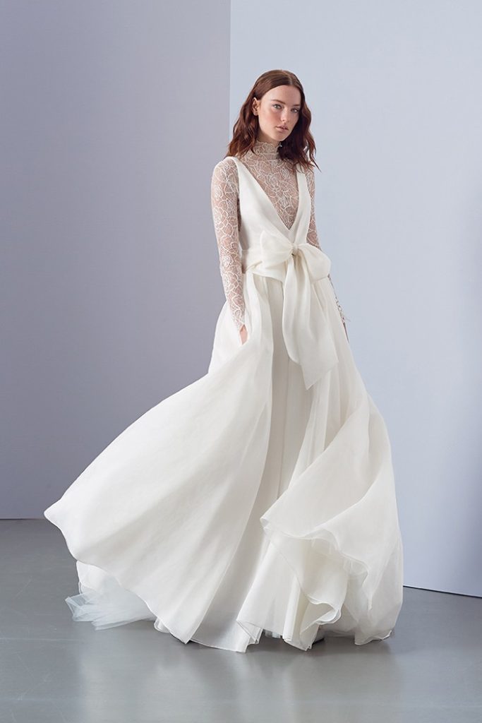 «Peter Langner».. إطلالة فريدة بالدانتيل :2