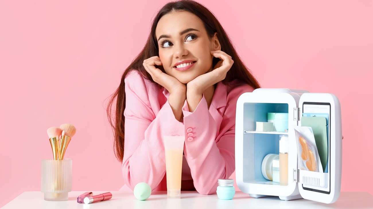 منتجات التجميل في الثلاجة ومدى صحتها لبشرتكِ