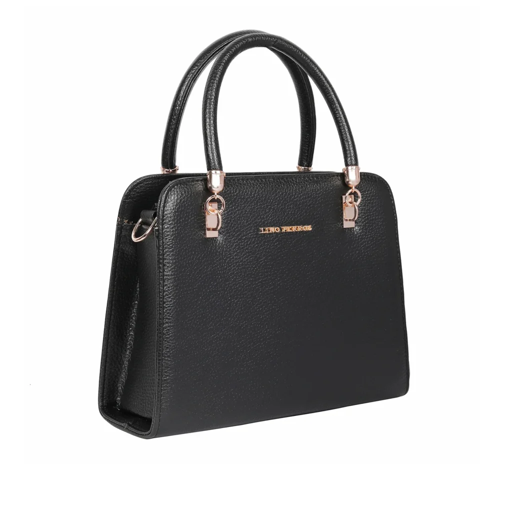 حقيبة يد سوداء