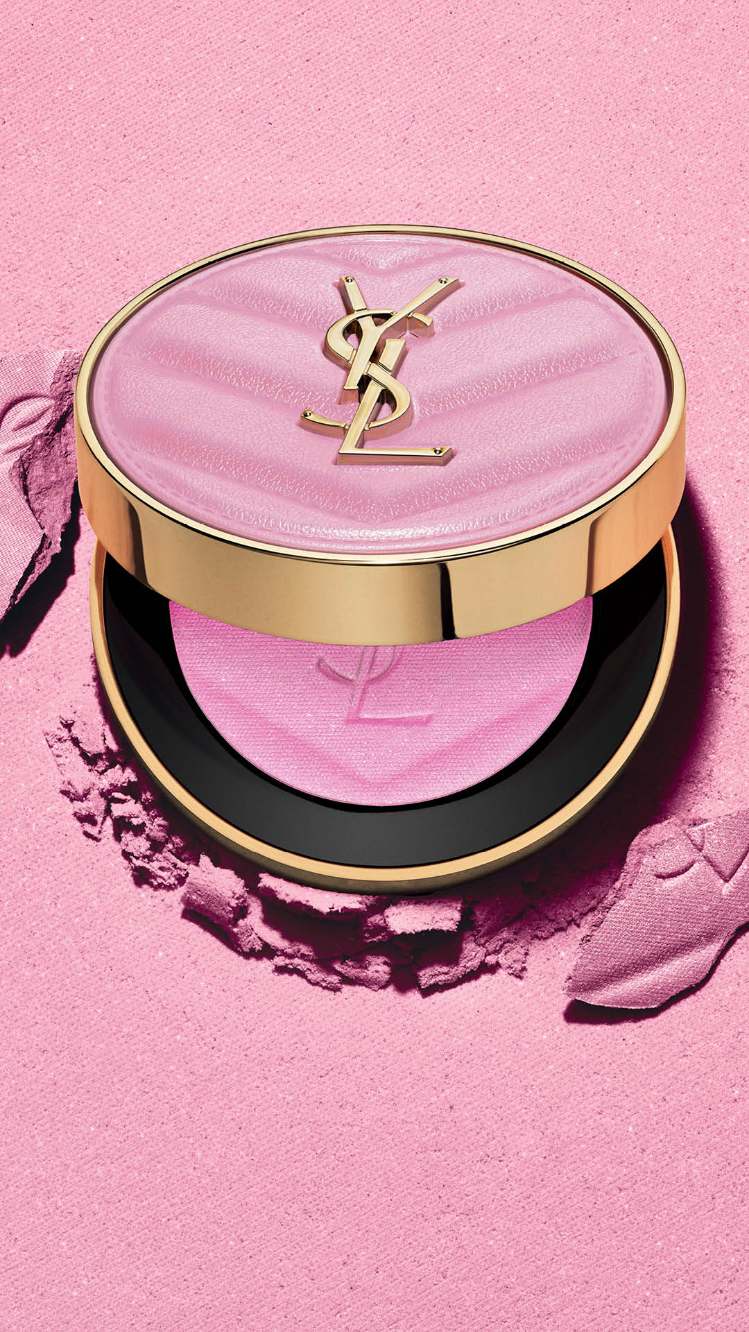 إيف سان لوران بيوتي تعلن عن بلاش مايك مي بلاش 