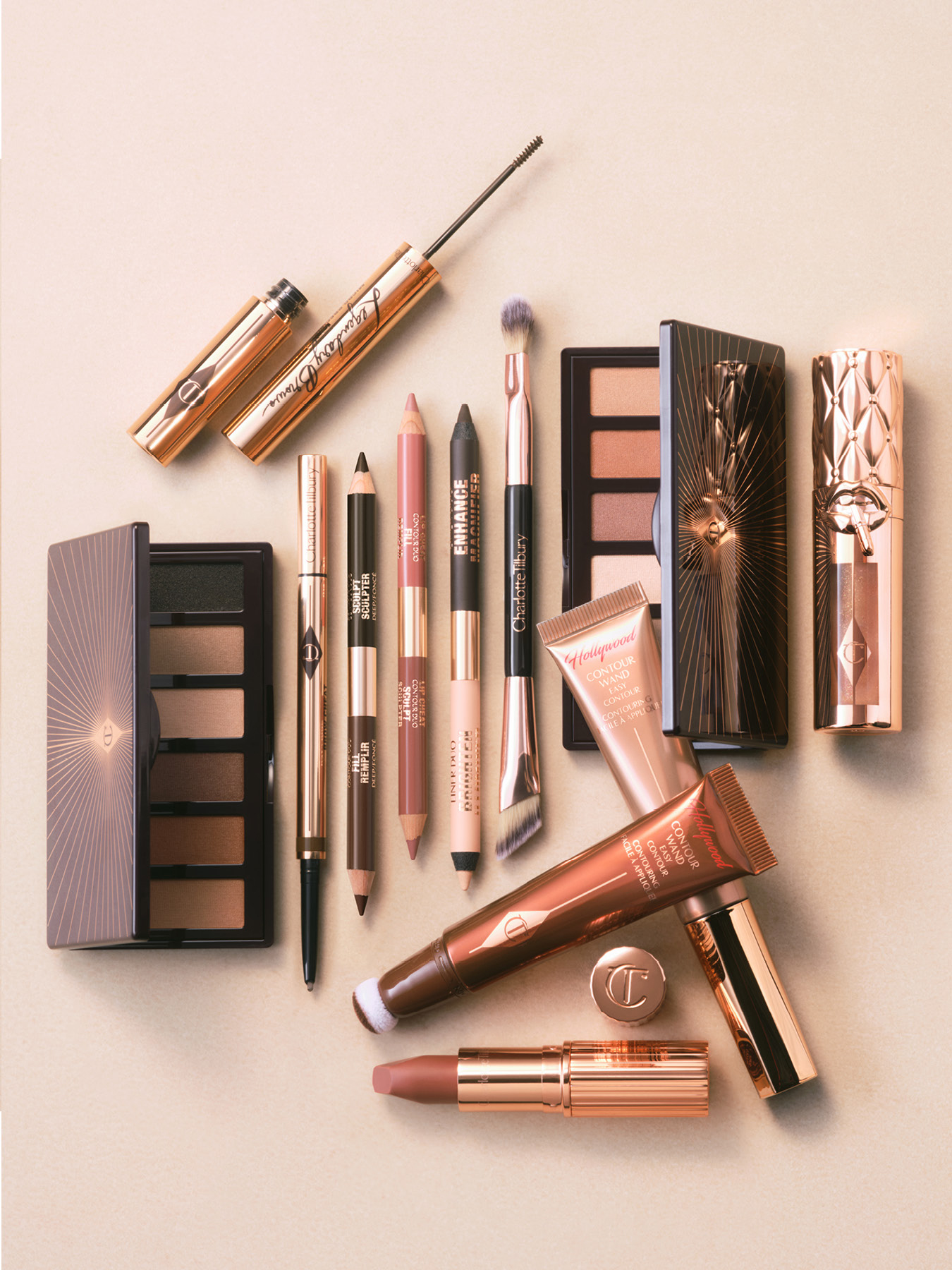 نظام SUPER NUDES SCULPTING SYSTEM الخاص من شارلوت تلبوري