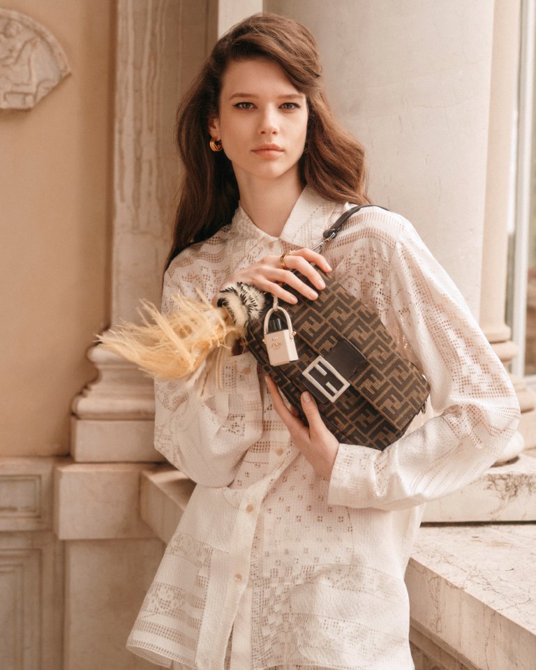 مجموعة FENDI للرجال والنساء لموسم صيف 2025