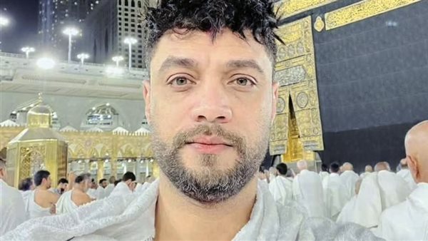 وفاة أحمد عامر تتسبب في موجة من الحزن المختلط بالجدل بسبب وصيته