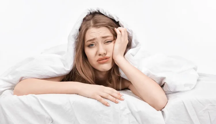 ما هي أسباب استيقاظكِ جائعةً كل صباح