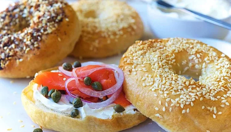 خبز بيغل