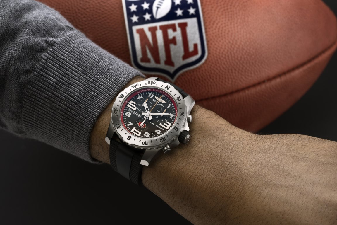 Breitling الشريك الرسمي للدوري الوطني لكرة القدم الأمريكية