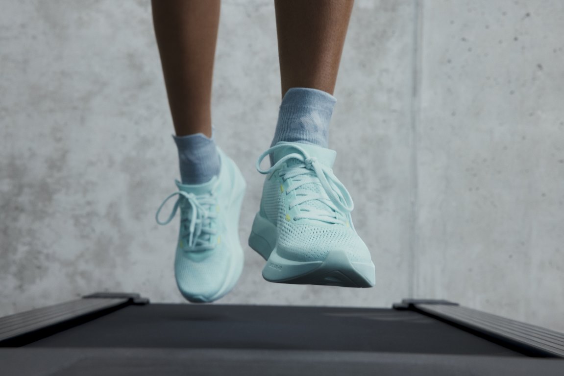 TREADFLOW أول حذاء مصمم خصيصاً لآلة الجري من أديداس