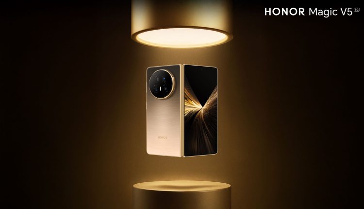 HONOR Magic V5
