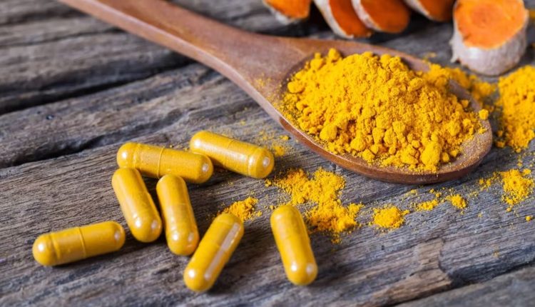 مكملات الكركم