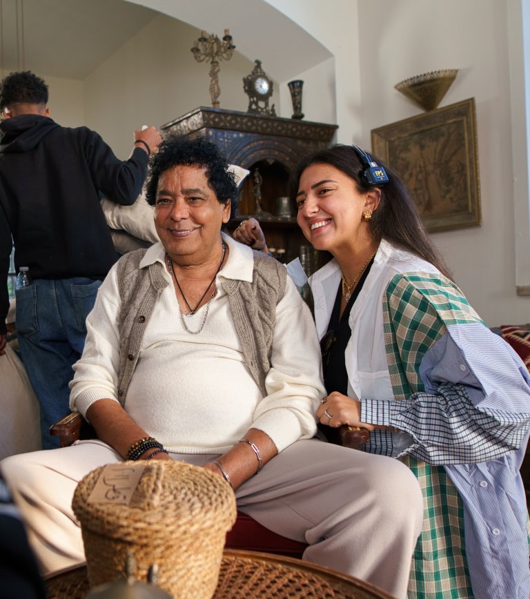 الأغنية الرسمية لكأس العرب 2025: بلمسة ليلي غالب وصوت محمد منير