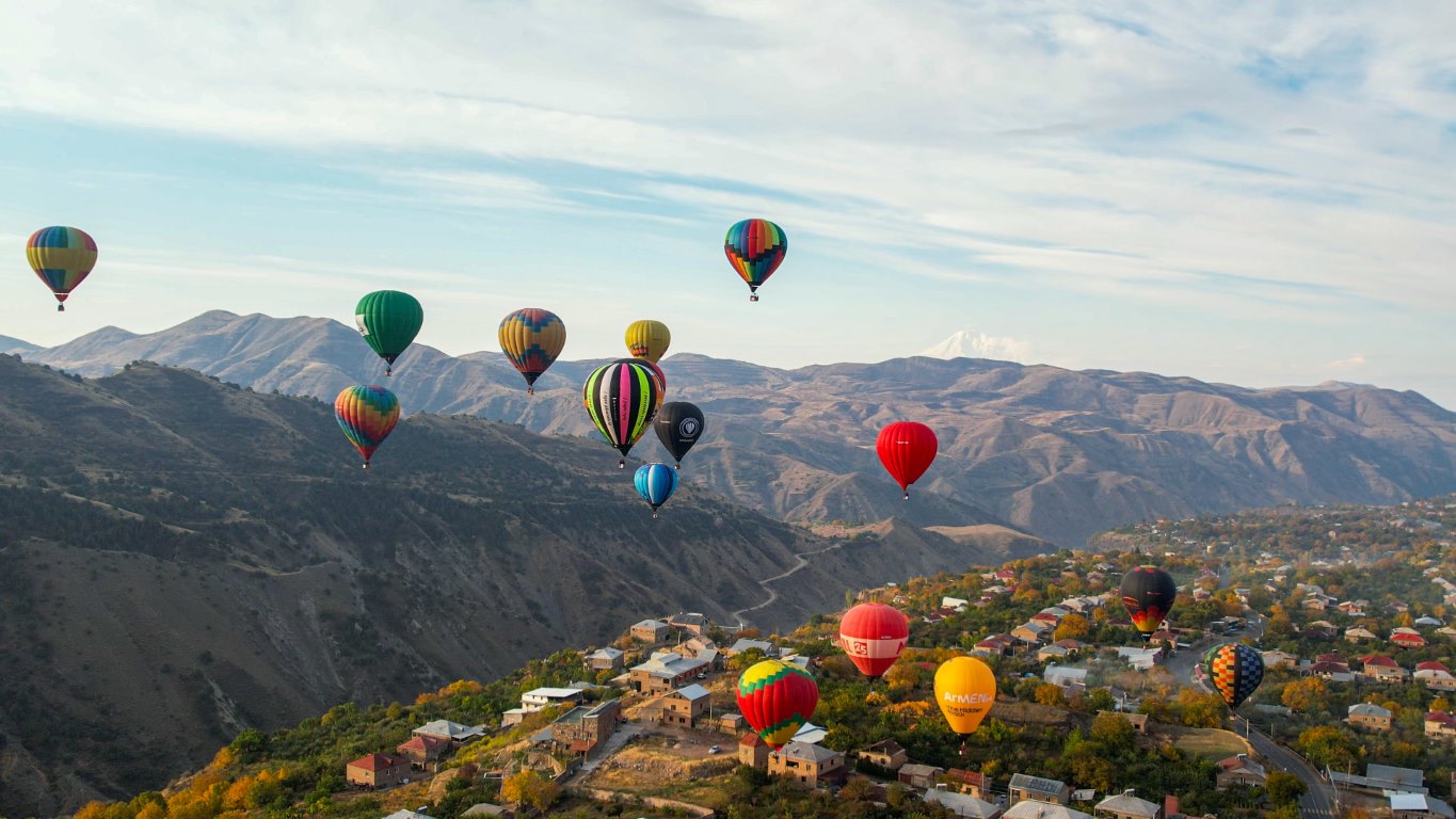 مغامرات أرمينيا الجوية تأسر قلوب القادمين من دول الخليج العربي