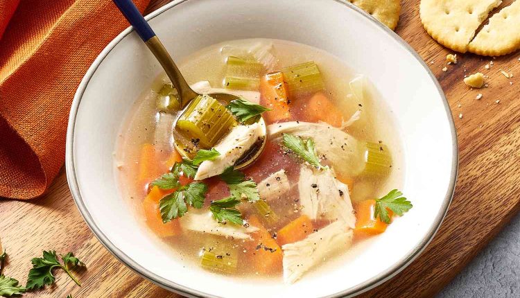 حساء الدجاج