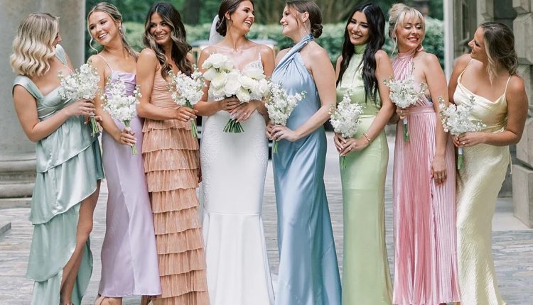 فساتين الباستيل