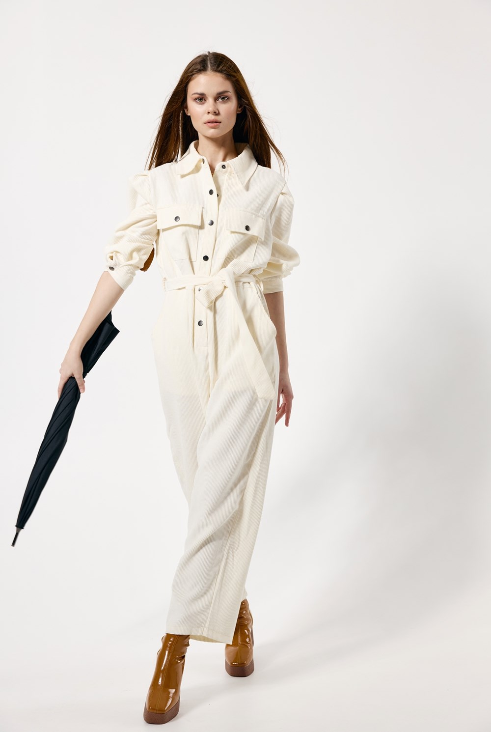 أفضل تصاميم الجمبسوت لإطلالة متكاملة