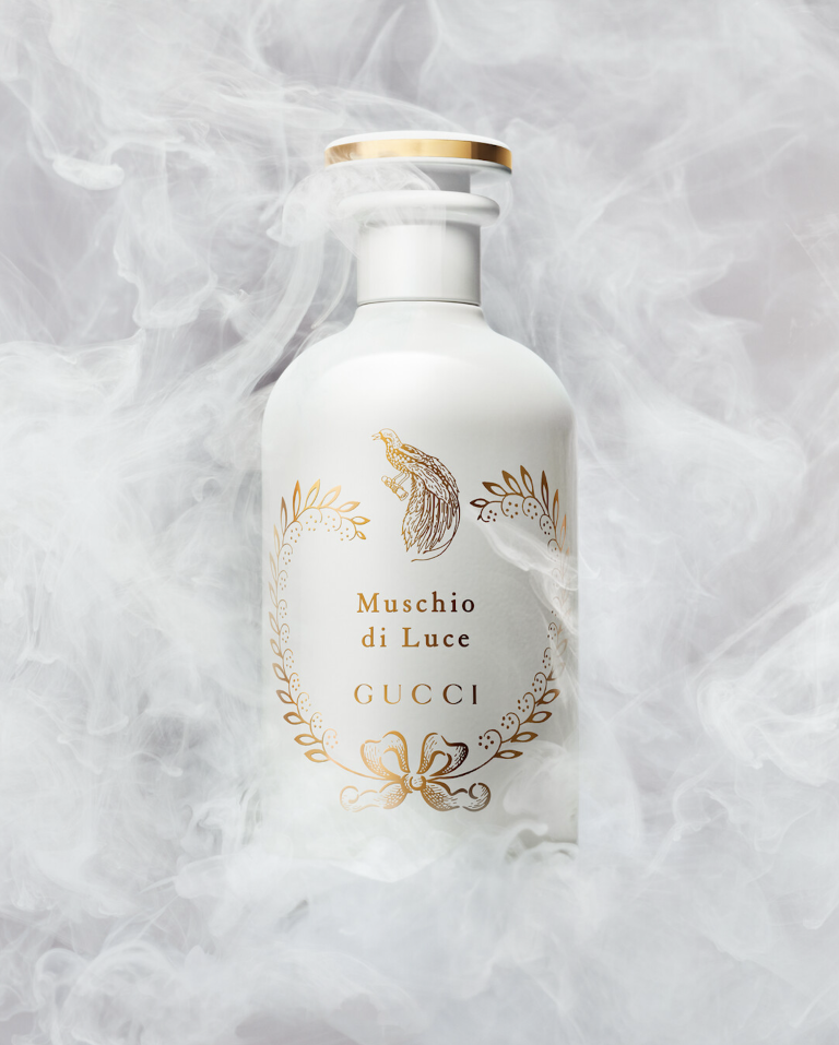 عطور Gucci الجديدة تعد برحلة سحرية إلى قلب المسك والورد