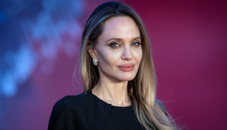 أنجلينا جولي وفيلمها الجديد «Sunny»