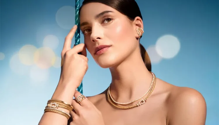 عودة البساطة في عالم المجوهرات من خلال الأساور الناعمة