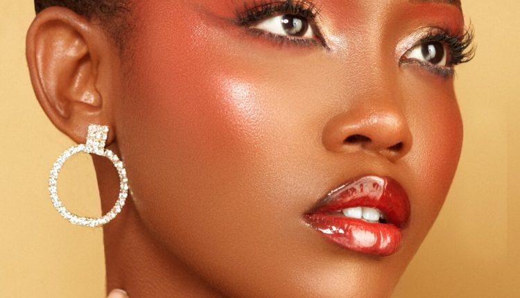 مكياج الندى