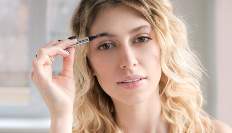 لجمالك ... عززي حقيبة مكياجكِ بمستحضرات مثالية