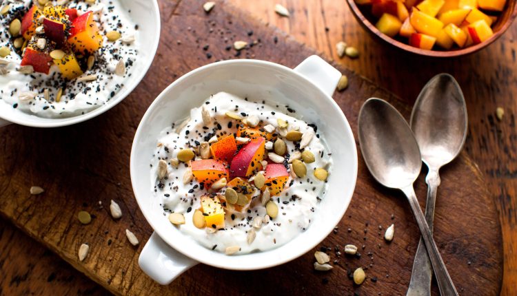 الزبادي بالبذور