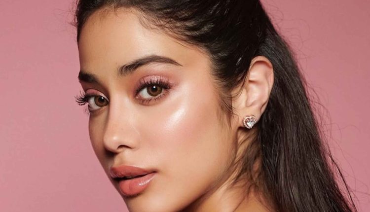 مكياج بشرة ندية